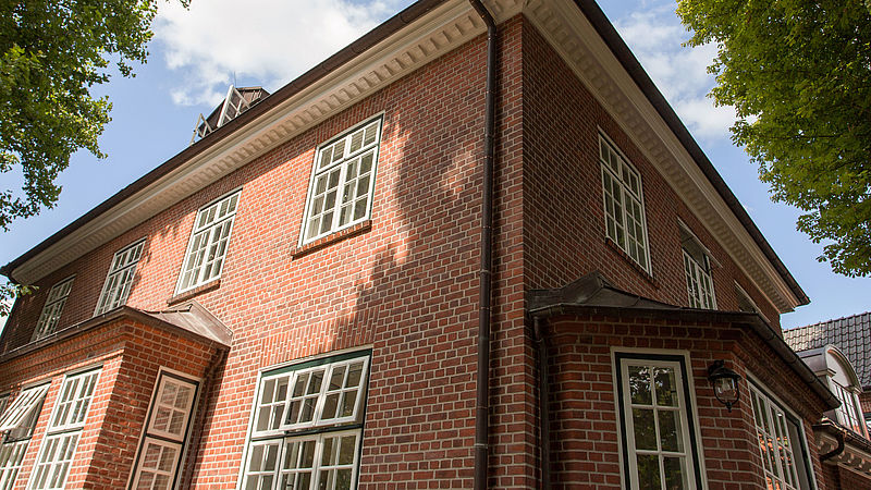Fassadensanierung mit anschließender Restauration der Fenster in Kiel -3